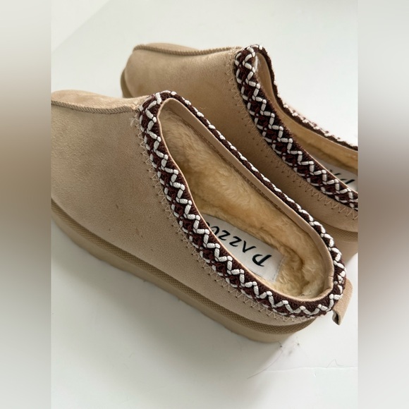 Wedge Slip Ons - Picture 4 of 4